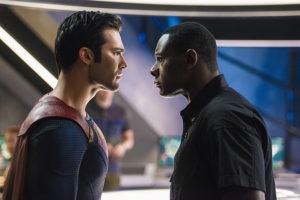 Supergirl -- "The Last Children of Krypton" -- Image SPG202b_0155 -- Pictured (L-R): Tyler Hoechlin as Clark/Superman and David Harewood as Hank Henshaw -- Photo: Diyah Pera/The CW -- é 2016 The CW Network, LLC. All Rights Reserved