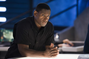 Supergirl -- "The Last Children of Krypton" -- Image SPG202b_0332 -- Pictured: David Harewood as Hank Henshaw -- Photo: Diyah Pera/The CW -- é 2016 The CW Network, LLC. All Rights Reserved