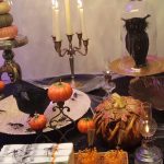 7 dicas básicas de como decorar seu jantar de Dia das Bruxas