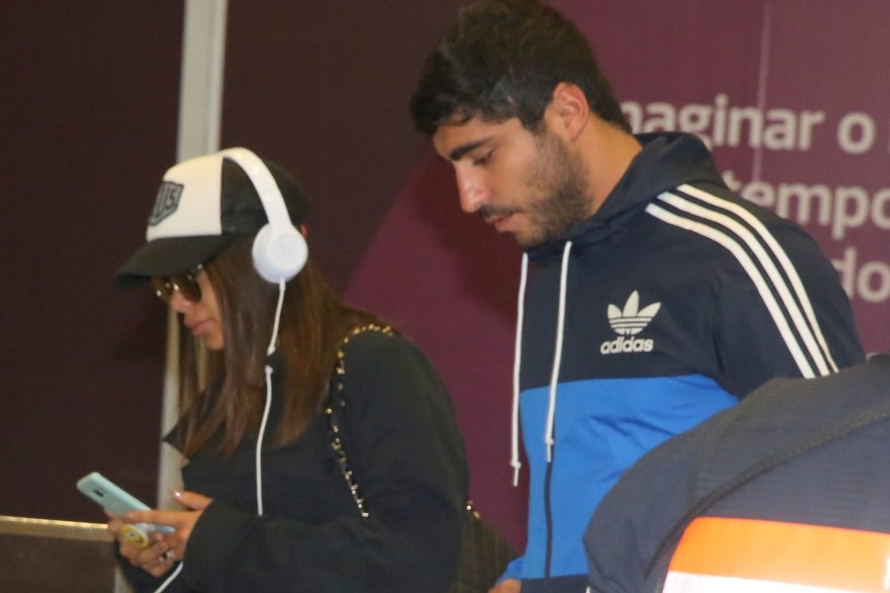 Cantora Anitta se casa com namorado no Rio de Janeiro