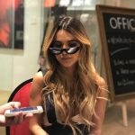 Entrevista: Manu Gavassi nos deixou "muito muito" hipnotizados com seus planos (nada) impossíveis