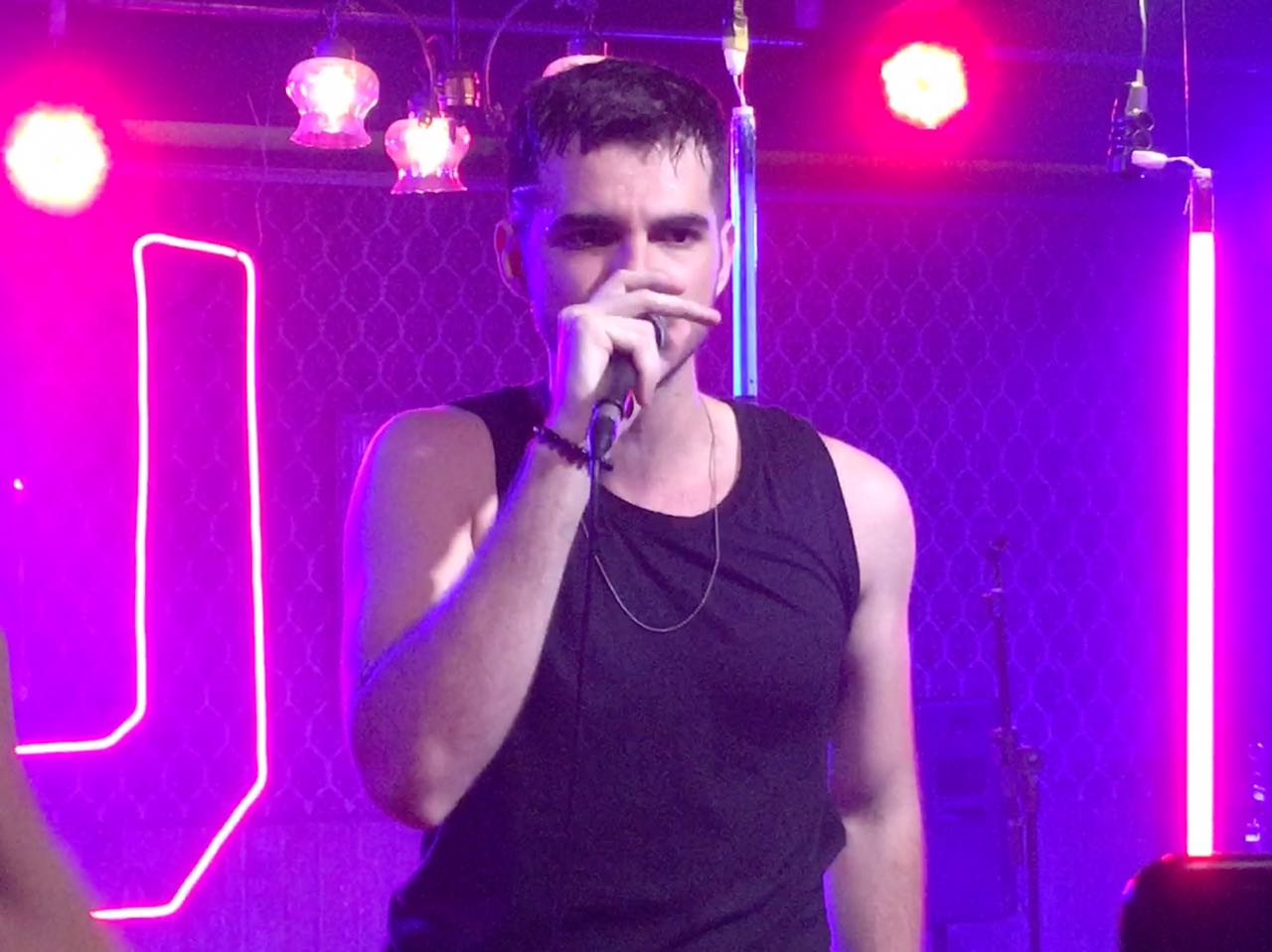 Jão se apresentou em São Paulo, no último dia 26 - Foto: Beco Literário