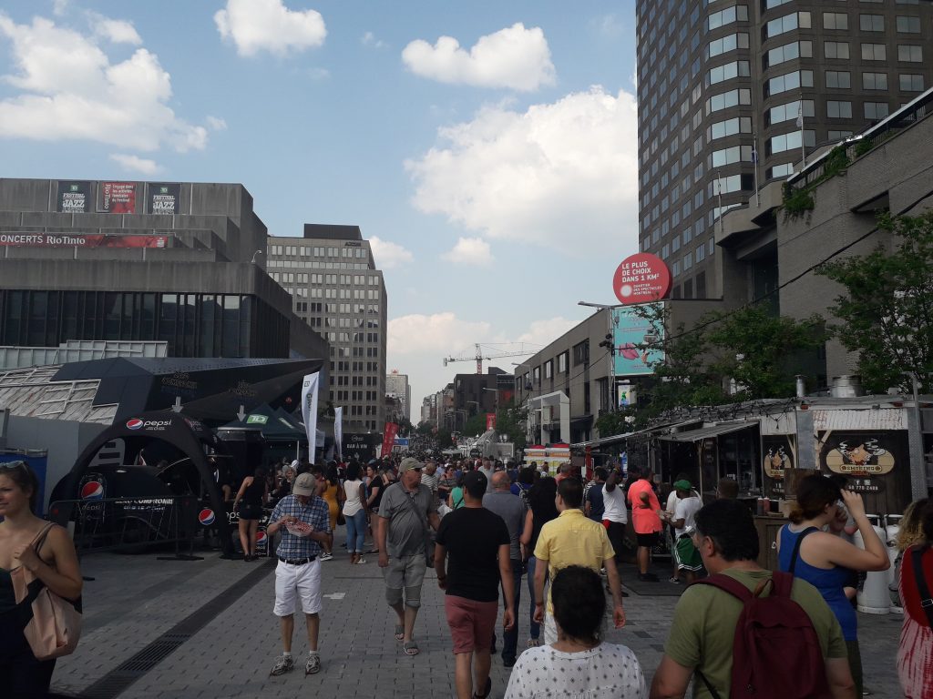 Maior festival de jazz do mundo, o Festival Internacional de Jazz de Montreal detém tal recorde, reconhecido pelo Guinness World Records desde 2004. Foto: Sebastião Rinaldi