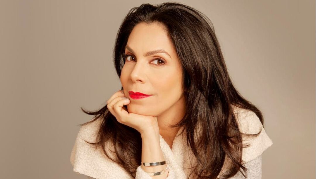 Jaqueline Vargas, autora de Sessão de Terapia