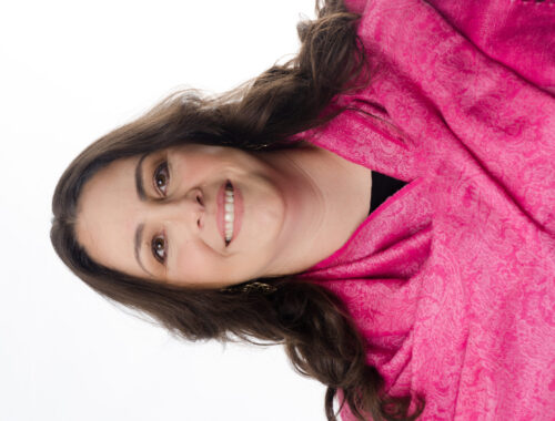 Como ela concilia a carreia de médica e escritora?