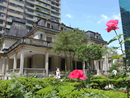 Casa das Rosas abre inscrições para o CLIPE nas categorias adulto e jovem