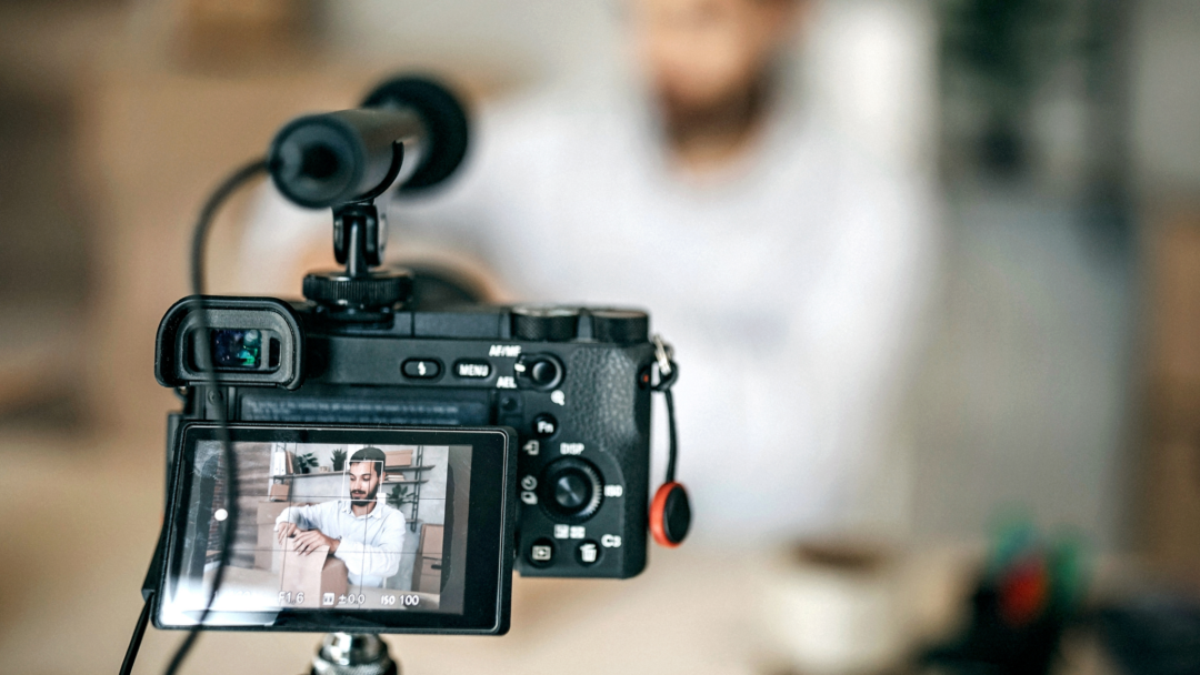 Anuncie seu livro no Beco Literário!