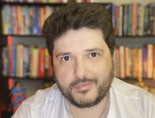 Entrevista: "Somos todos seres humanos incompletos e imperfeitos", diz escritor LGBT