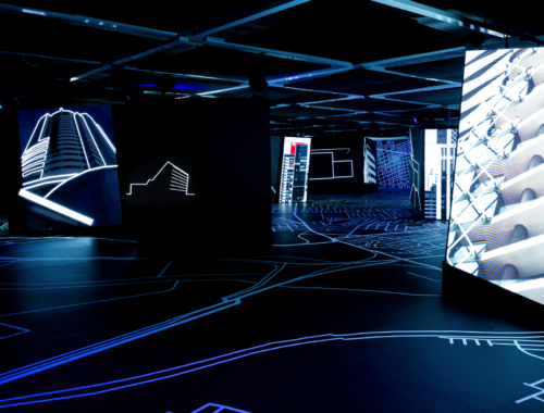 Museu Oscar Niemeyer recebe primeira exposição do ano com público e celebra arquitetura de Curitiba