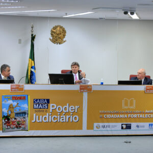 Turma da Mônica ajuda a explicar funcionamento da Justiça brasileira e combater desinformação