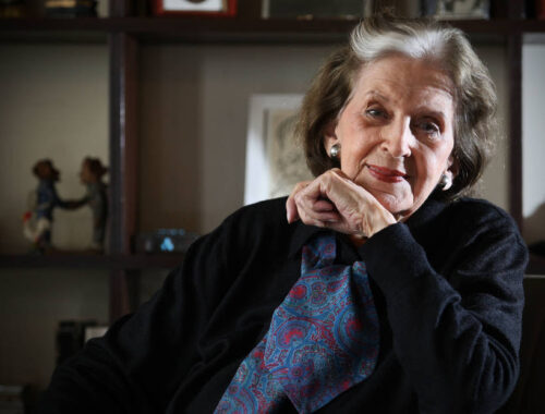 Escritora paulista Lygia Fagundes Telles completa 100 anos nesta quarta-feira (19)