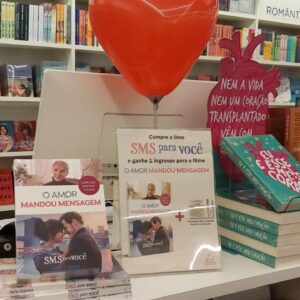 Livro que inspirou filme "O Amor Mandou Mensagem" tem narrativa cativante e fala de perdas e superações