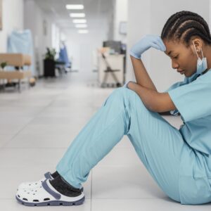 Saúde mental para estudantes de medicina é assunto urgente, segundo psiquiatra