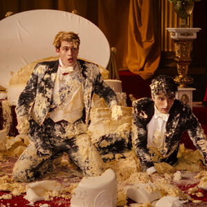 Prime Video divulga o trailer oficial de Vermelho, Branco e Sangue Azul