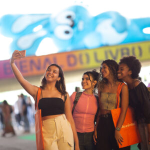 Público lota Bienal do Livro Rio no feriado da Independência