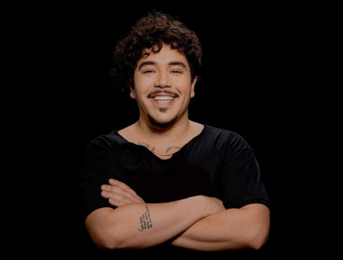 Gui Giannetto mostra versatilidade ao conciliar atuação em “Disney Magia e Sinfonia” com gravações de “O Maníaco do Parque”