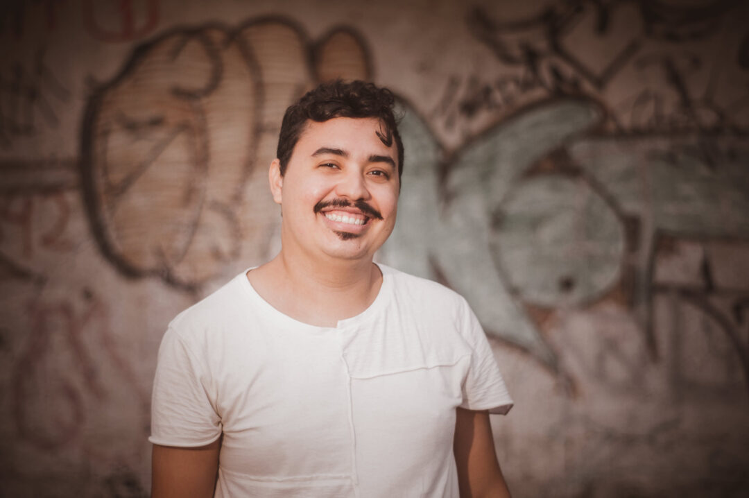 Escritor pernambucano Raul Colaço lança seu segundo livro de contos, "Aproximações do Sono"