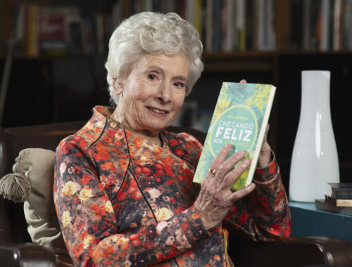 Autora centenária compartilha 5 resoluções de Ano Novo de quem já viveu 100 anos