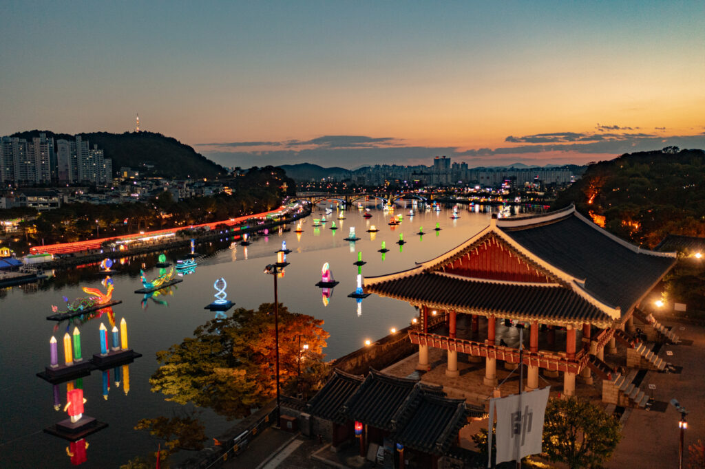 Luzes da Coreia - Festival de Lanternas de Jinju no MAC Niterói