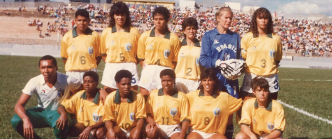 'As Primeiras' acompanha cotidiano de ex-jogadoras da Seleção Brasileira